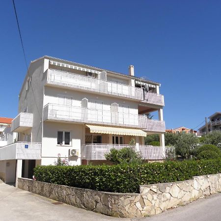 Apartments & Rooms Peranic Novalja Εξωτερικό φωτογραφία