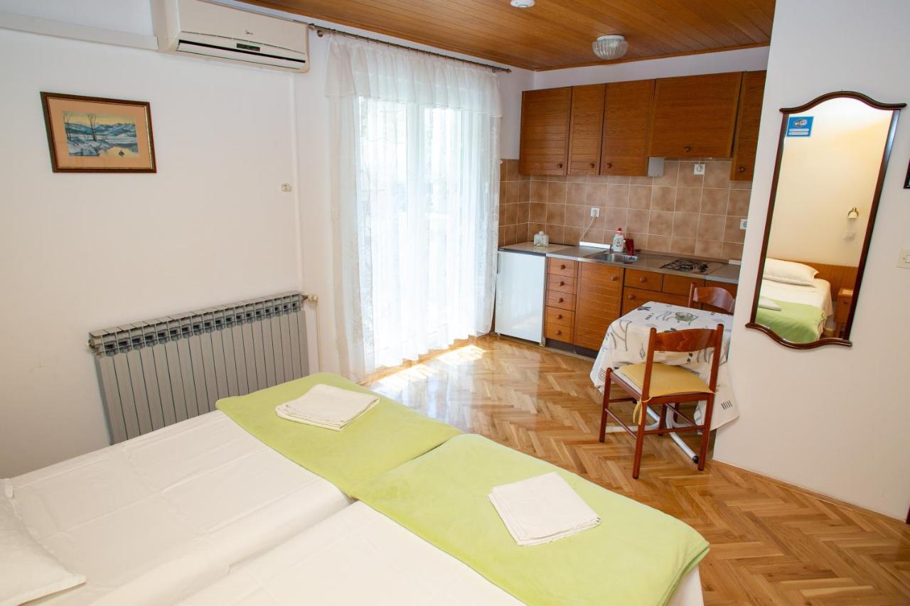 Apartments & Rooms Peranic Novalja Εξωτερικό φωτογραφία