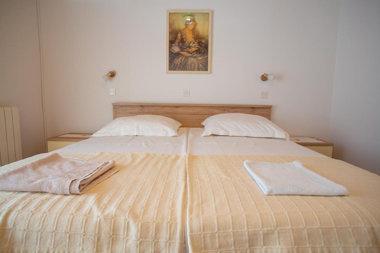 Apartments & Rooms Peranic Novalja Εξωτερικό φωτογραφία