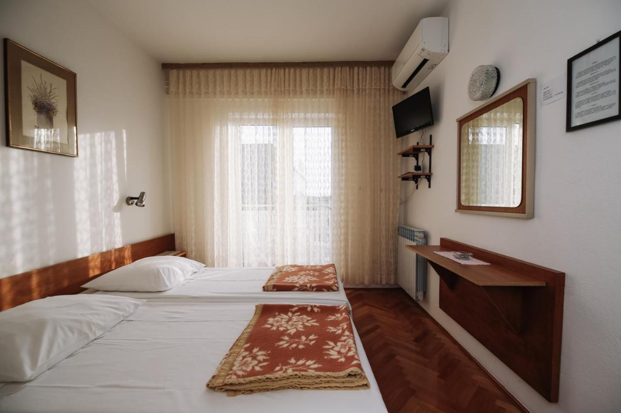 Apartments & Rooms Peranic Novalja Εξωτερικό φωτογραφία