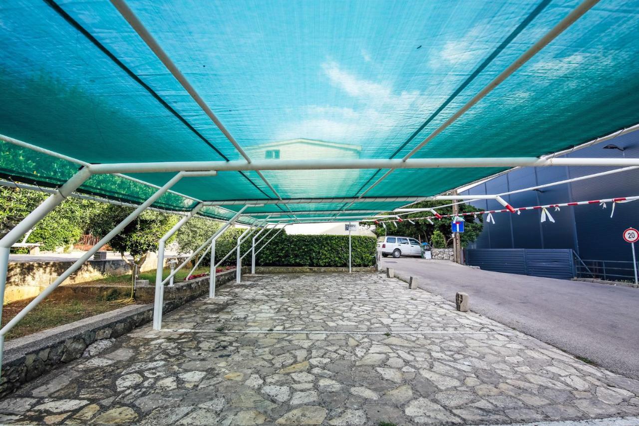 Apartments & Rooms Peranic Novalja Εξωτερικό φωτογραφία