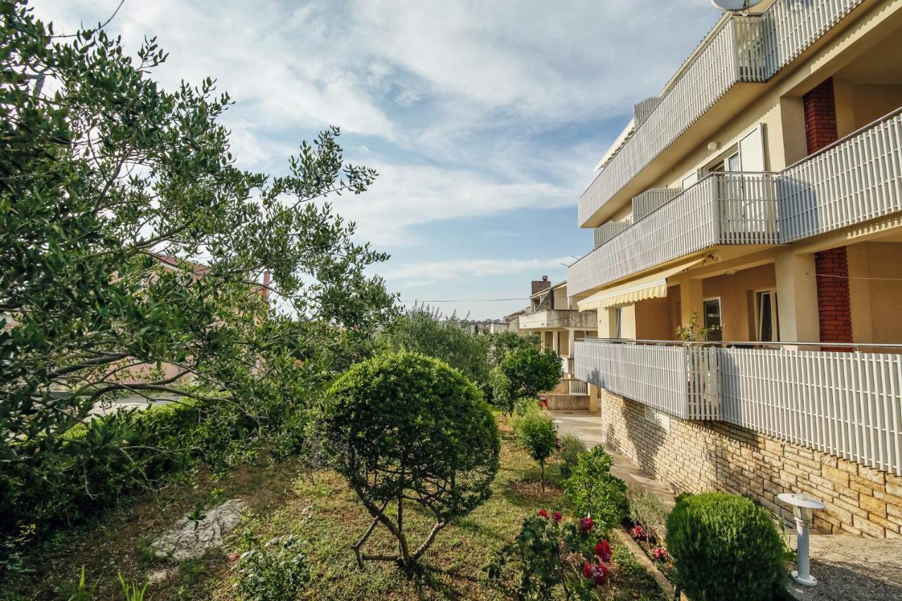 Apartments & Rooms Peranic Novalja Εξωτερικό φωτογραφία