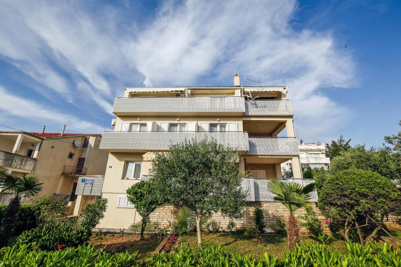 Apartments & Rooms Peranic Novalja Εξωτερικό φωτογραφία